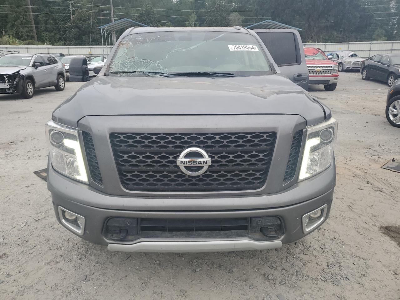 1N6AA1E51KN514518 2019 Nissan Titan Sv