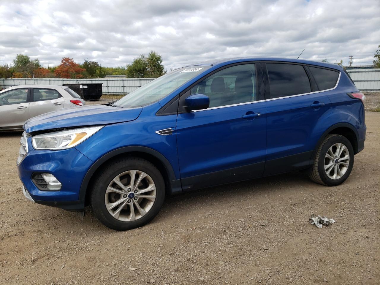 1FMCU0GD9HUA22461 2017 FORD ESCAPE - Image 1