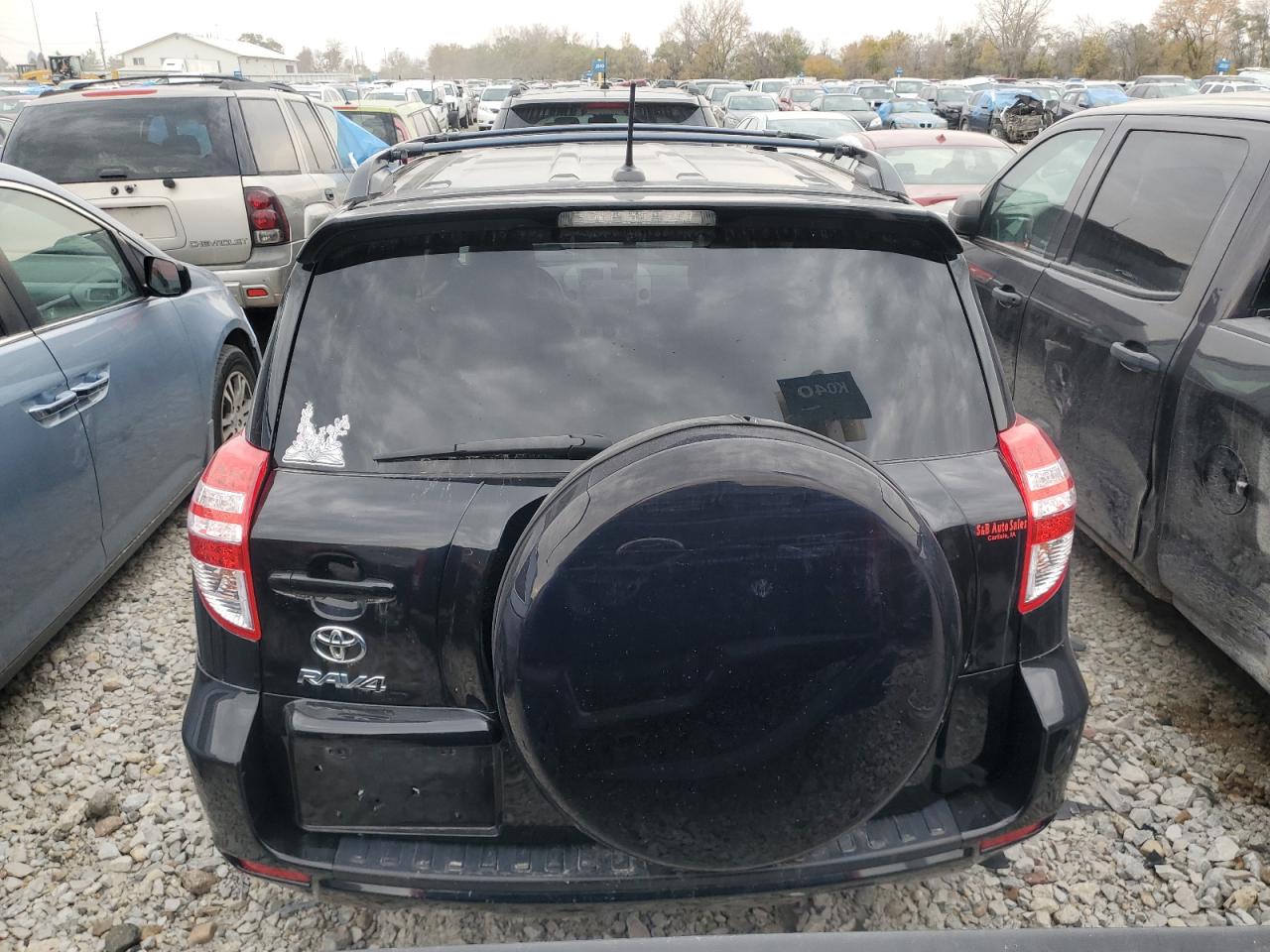 2T3ZF4DV9BW104228 2011 Toyota Rav4