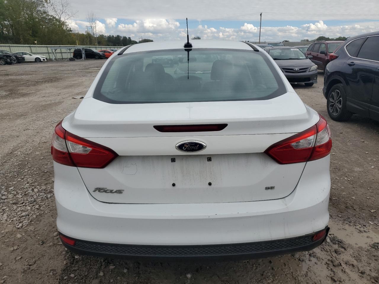 1FADP3F26EL152237 2014 Ford Focus Se