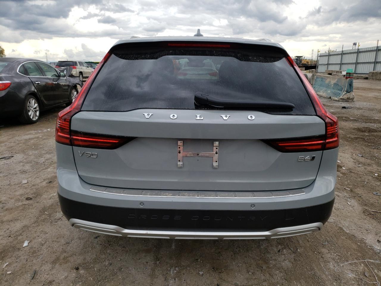 YV4062NY9R1190412 2024 Volvo V90 Cross Country Plus