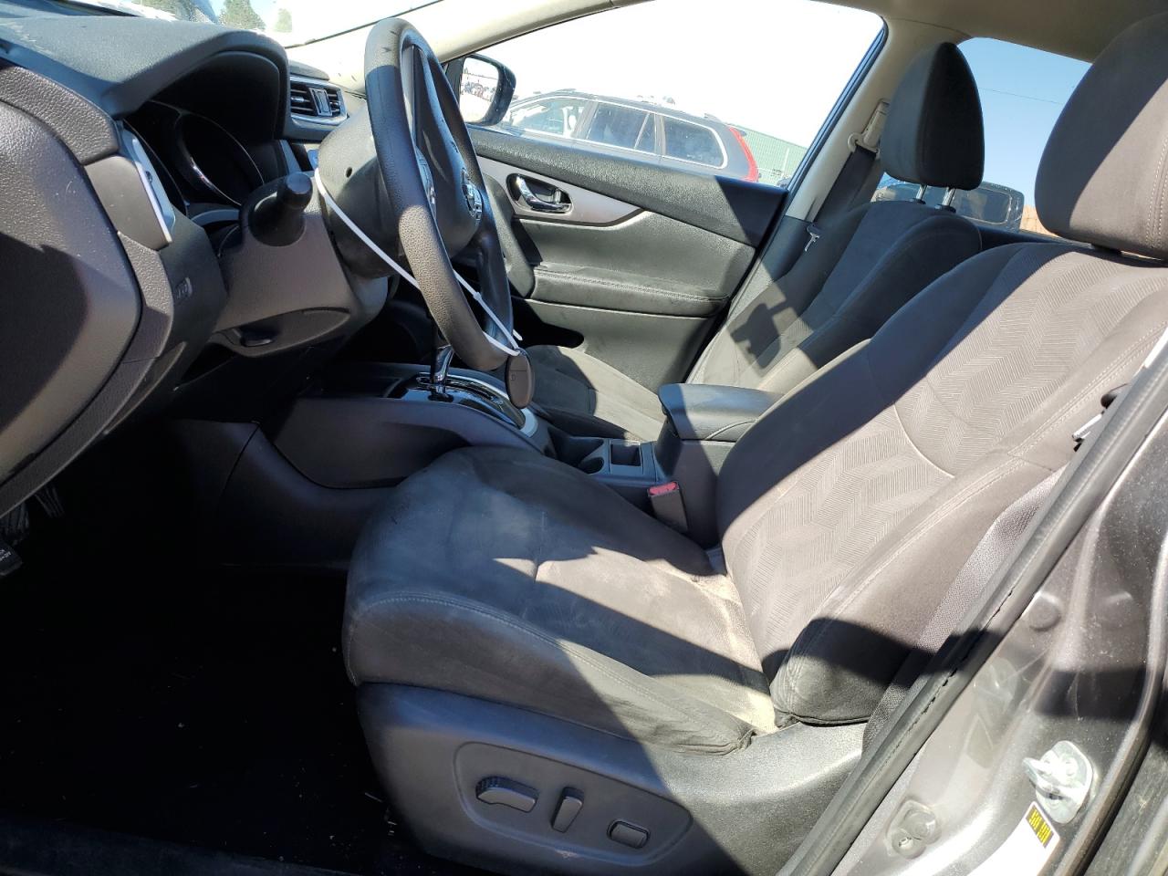 2016 Nissan Rogue - Image 7