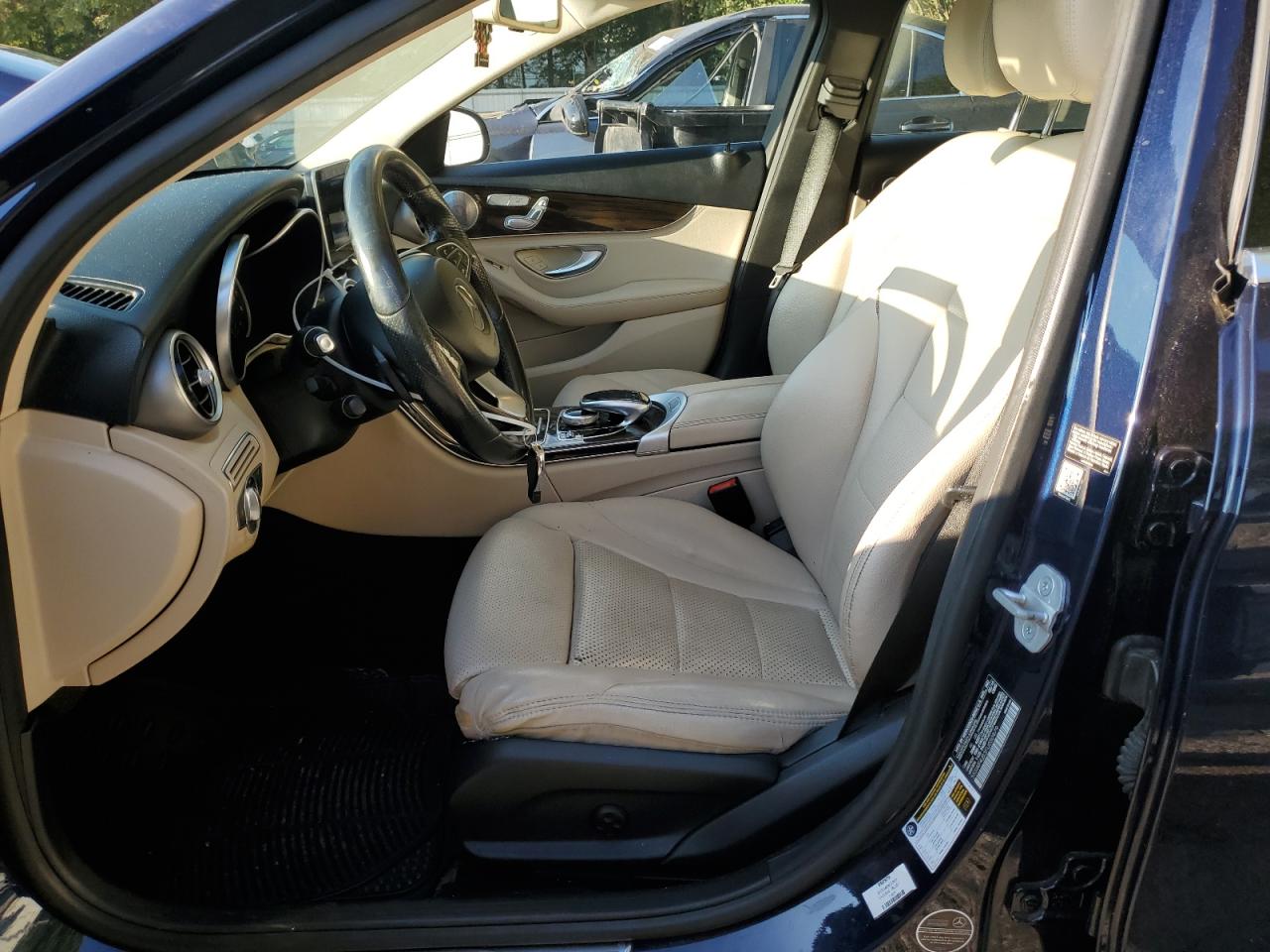 2015 Mercedes-Benz C 300 VIN: 55SWF4JB3FU050979 Lot: 73745874