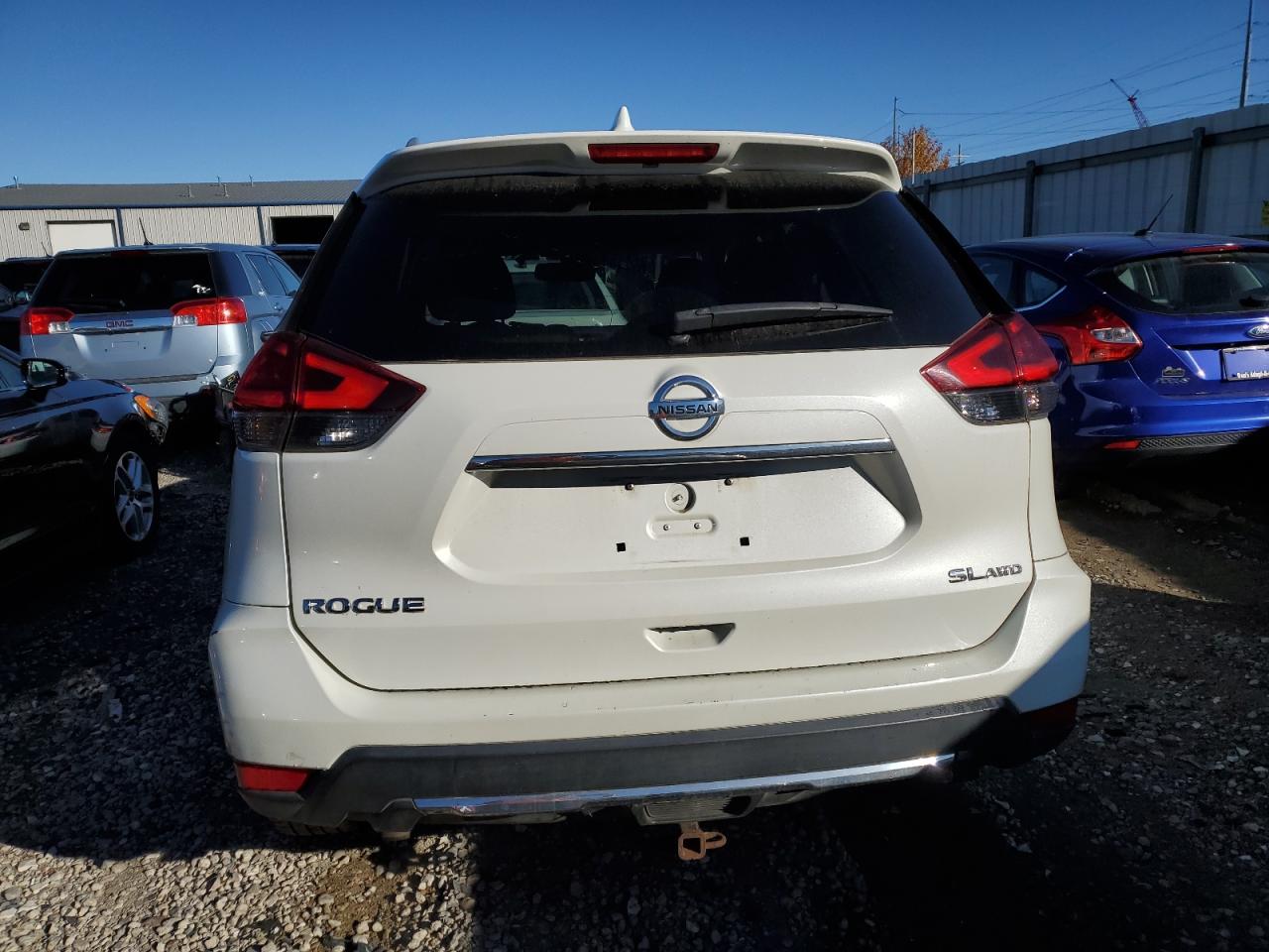 5N1AT2MV5HC797879 2017 Nissan Rogue Sv