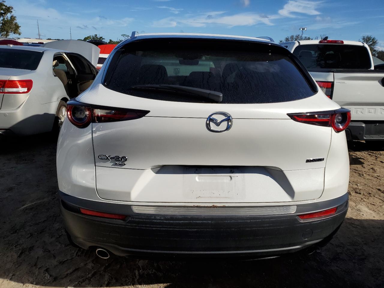 2023 Mazda Cx-30 Preferred VIN: 3MVDMBCM2PM563363 Lot: 74680674