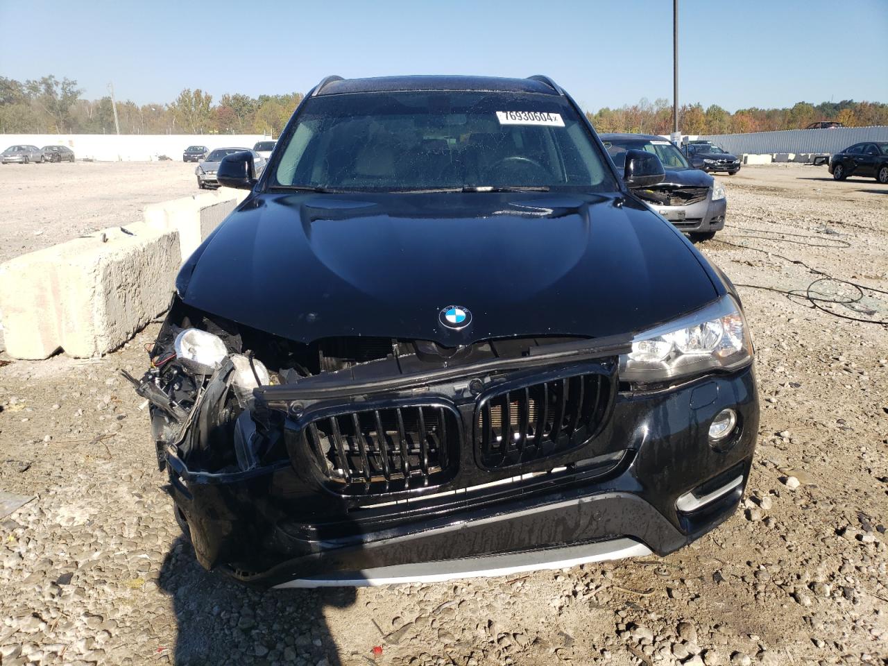 VIN 5UXWX9C5XH0T12113 2017 BMW X3 no.5