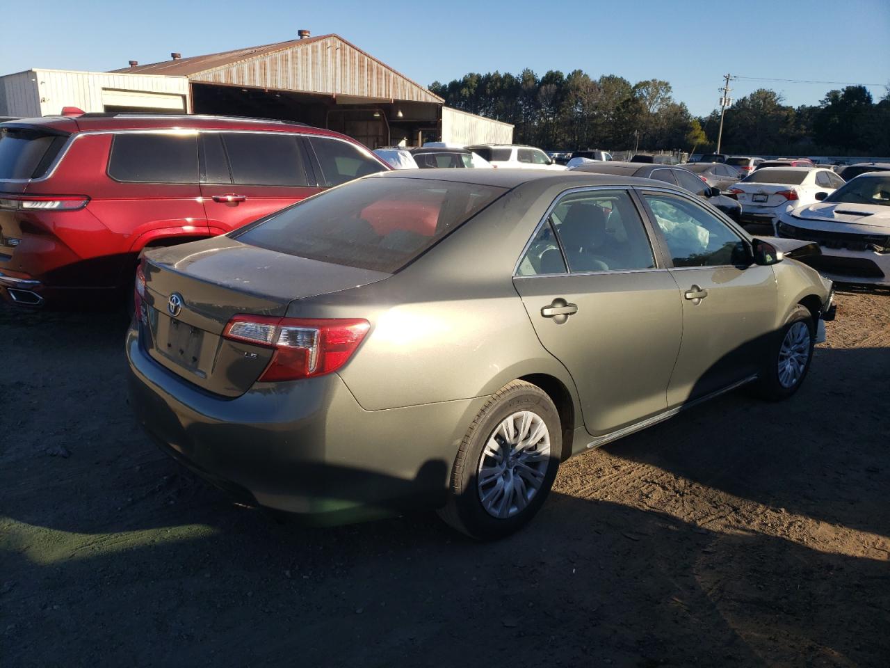2014 Toyota Camry - Image 3