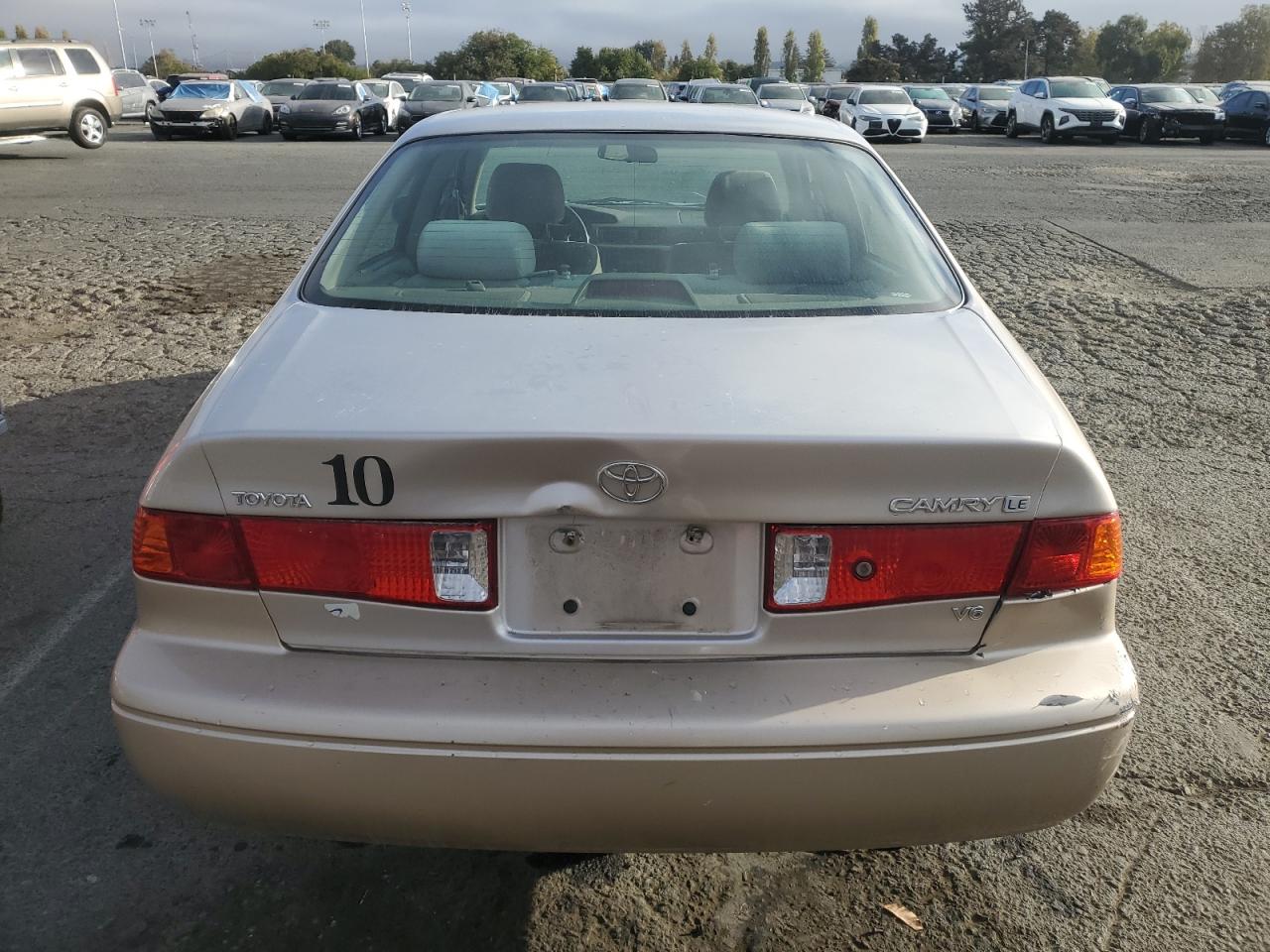 2000 Toyota Camry Le VIN: 4T1BF22K5YU954681 Lot: 77147824