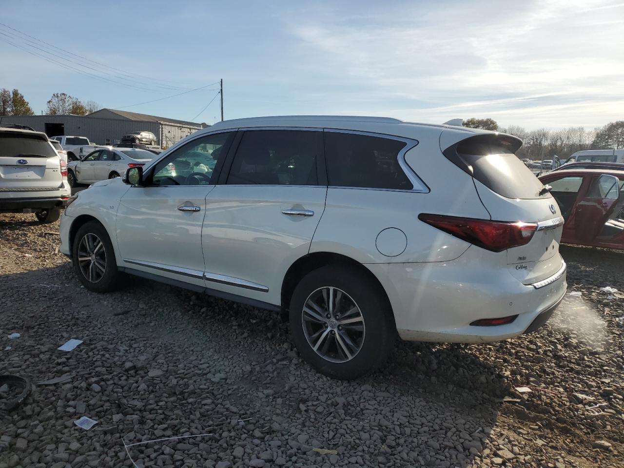 2019 Infiniti QX60 - Image 2