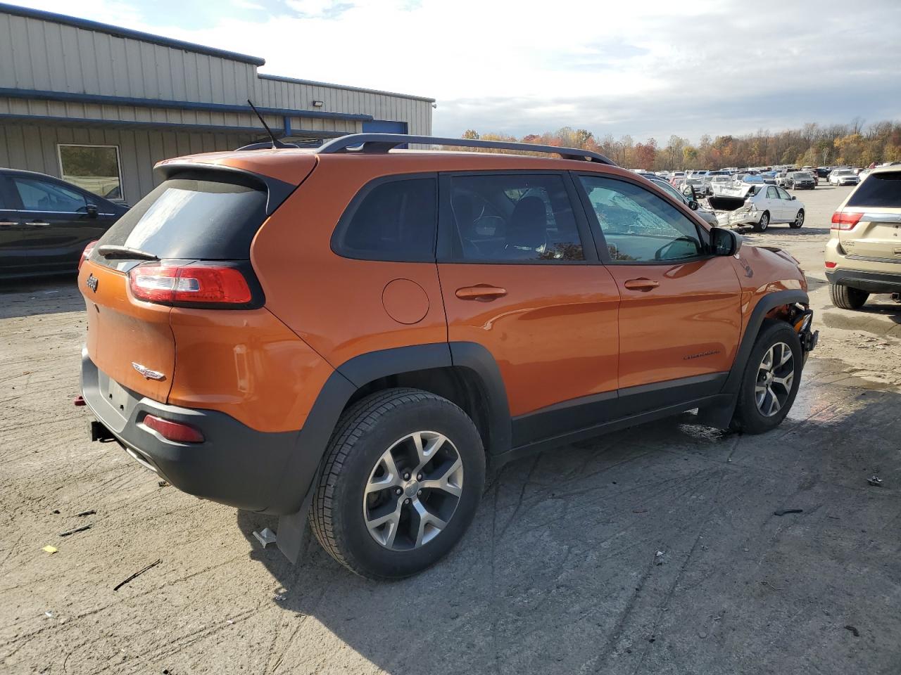 2015 Jeep Cherokee Trailhawk VIN: 1C4PJMBS4FW716990 Lot: 76813764