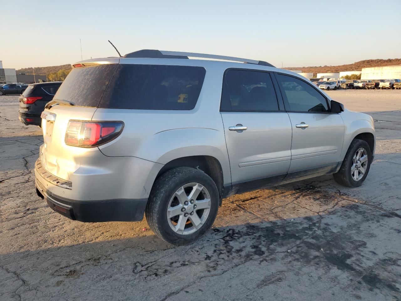 2013 GMC Acadia - Image 3