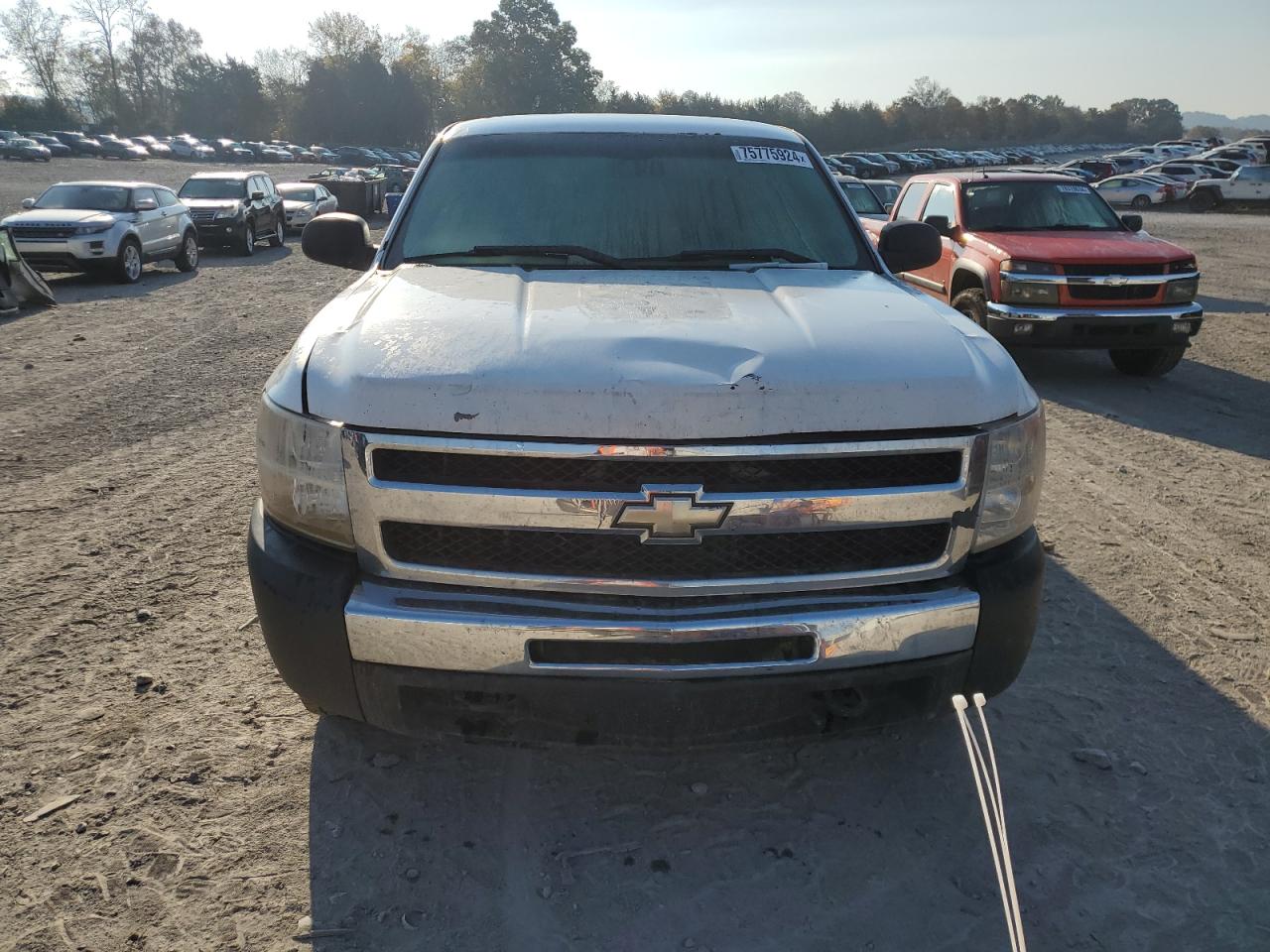 2013 Chevrolet Silverado - Image 5