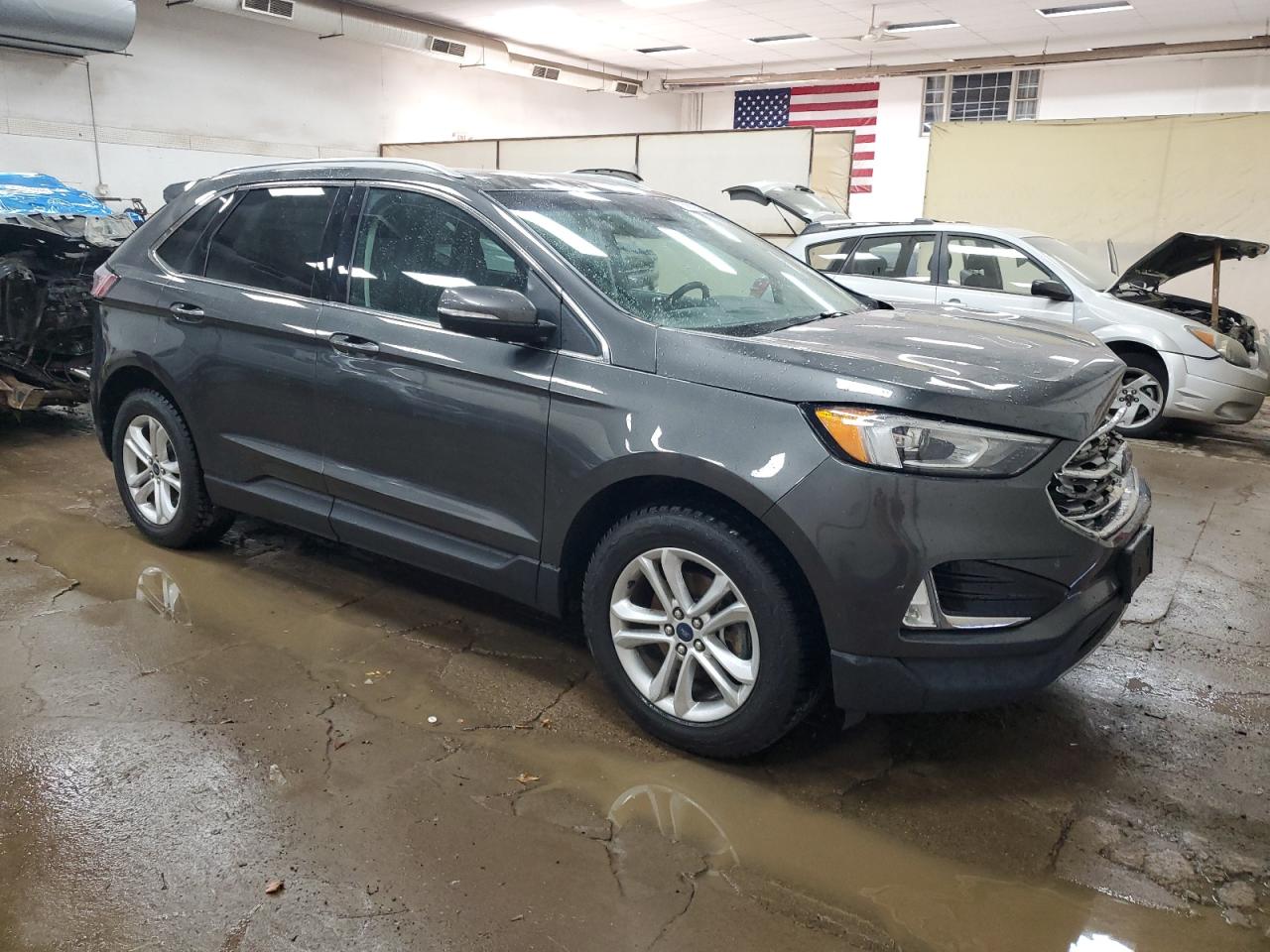 2019 Ford Edge - Image 4