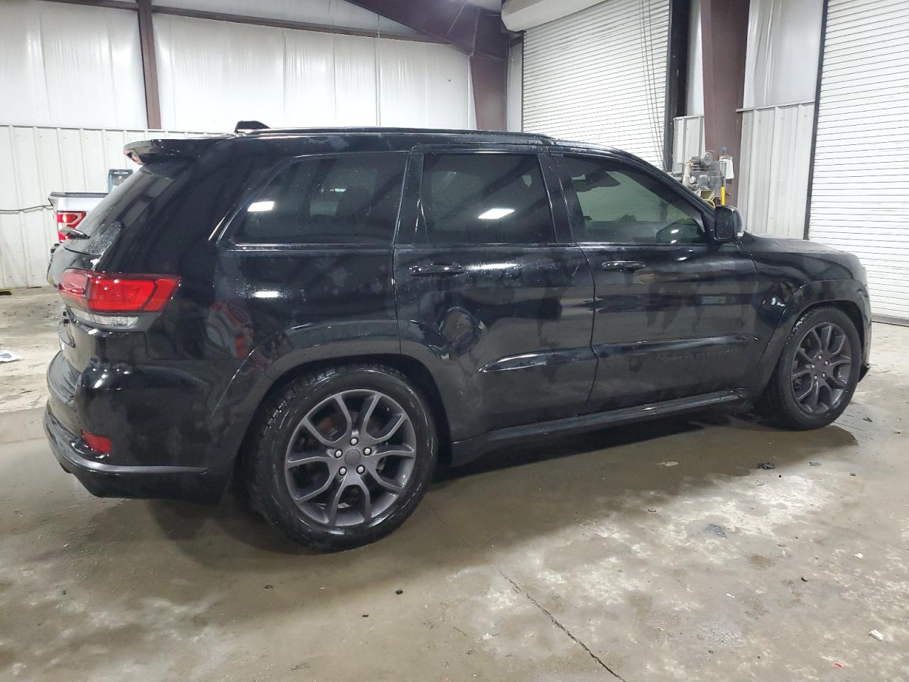 2020 Jeep Grand Cherokee - Image 3