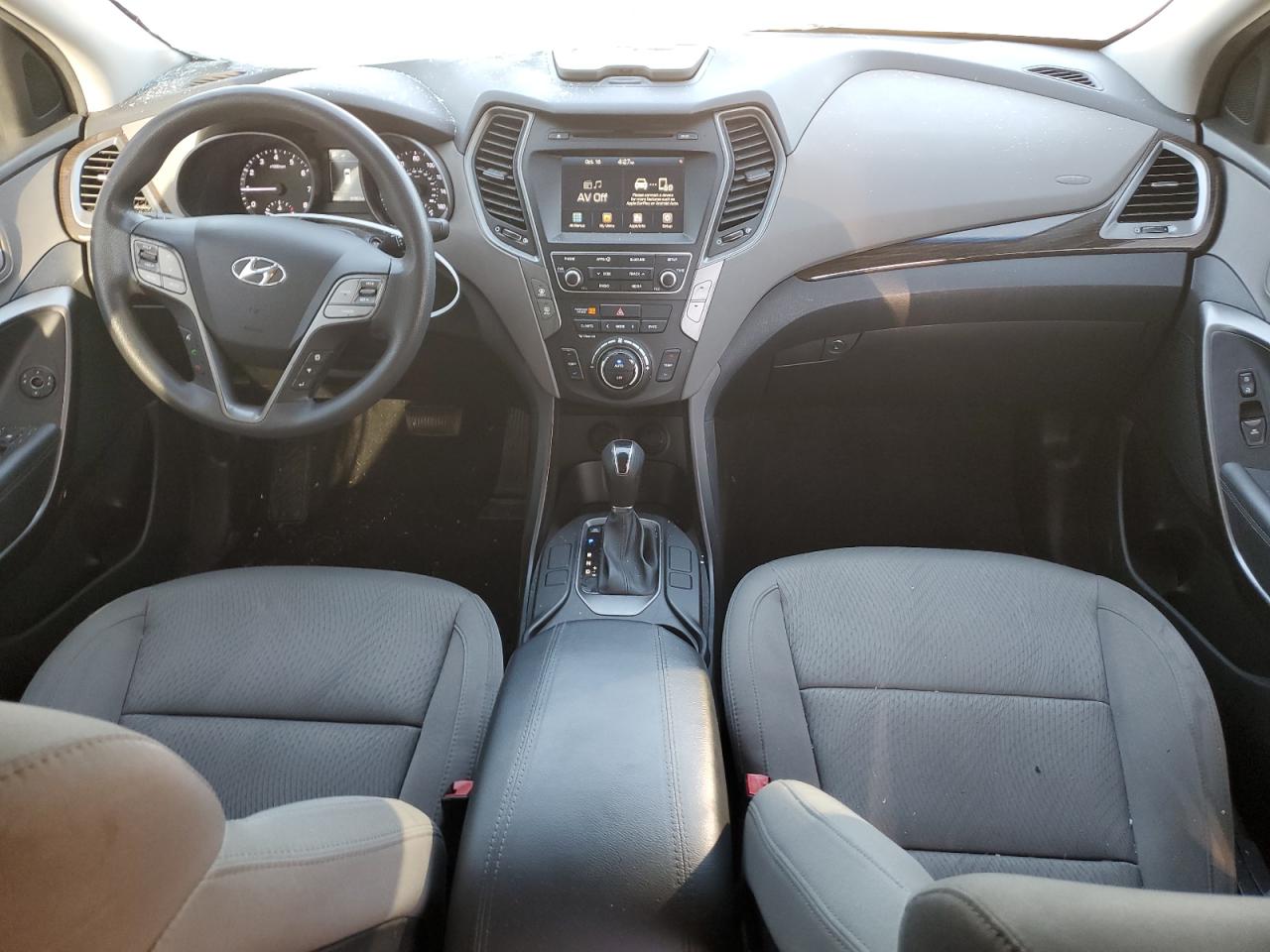 2017 Hyundai Santa Fe - Image 8
