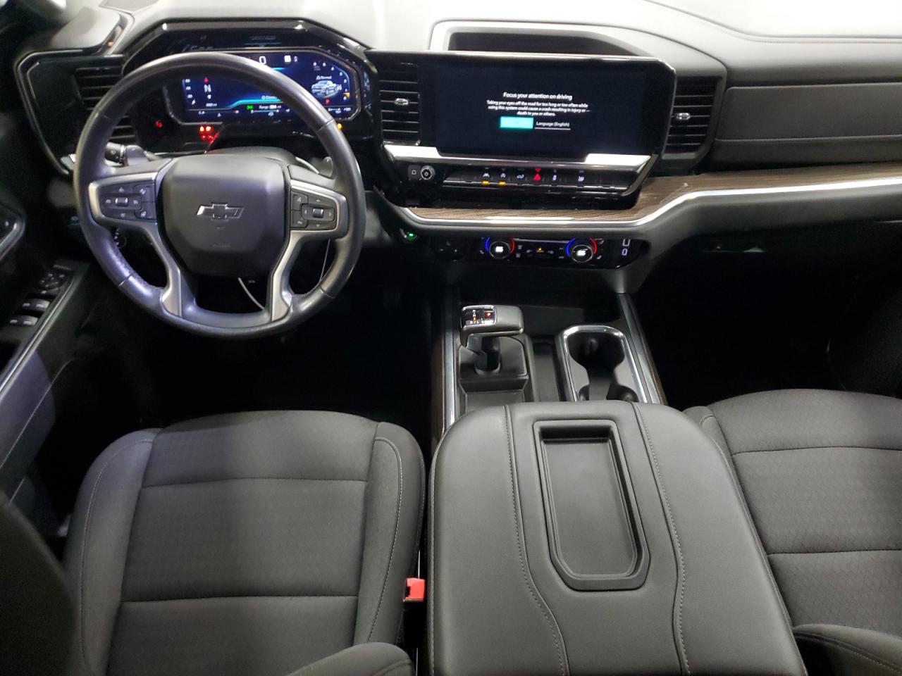 2022 Chevrolet Silverado - Image 8
