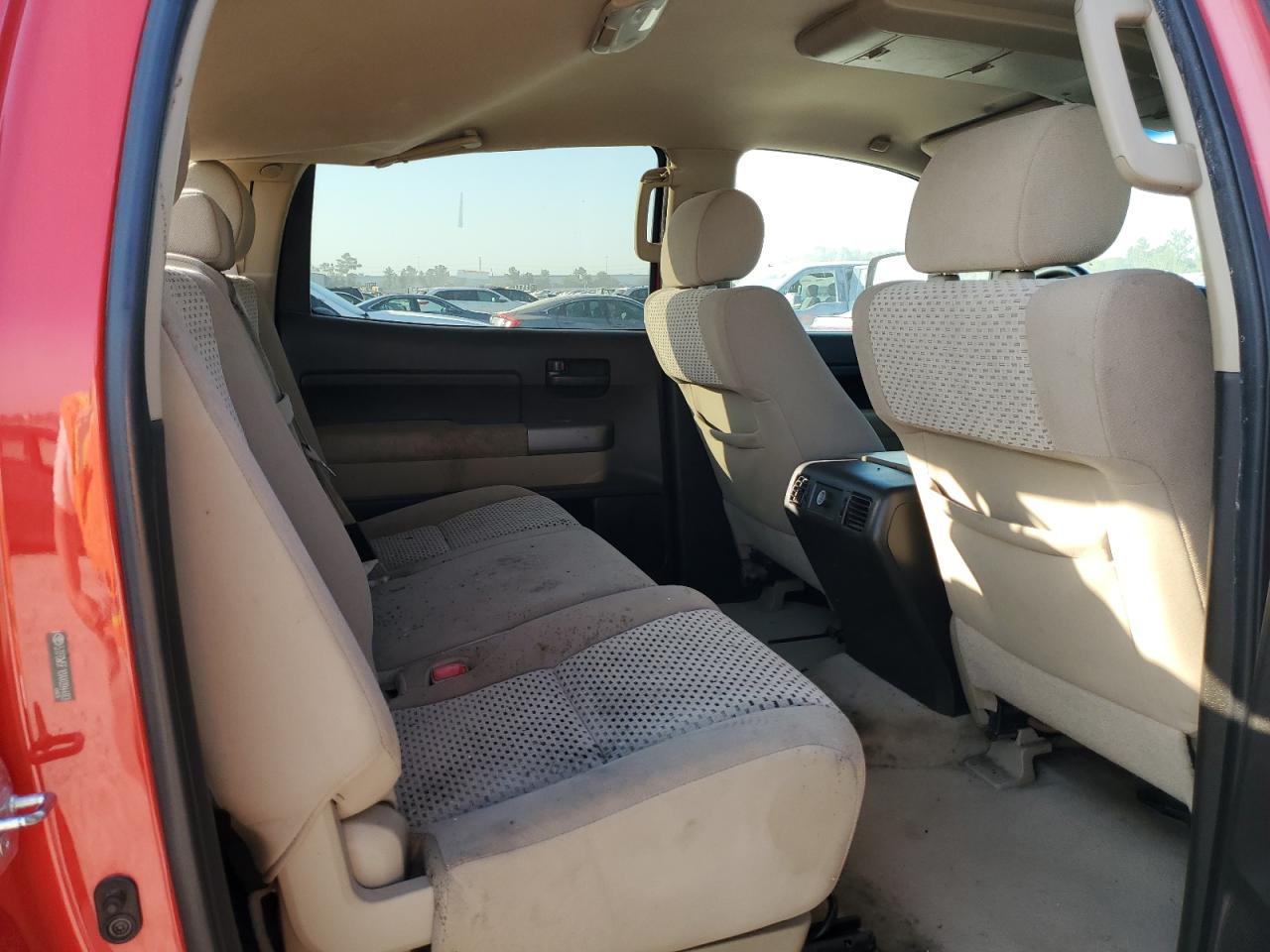 2010 Toyota Tundra - Image 10