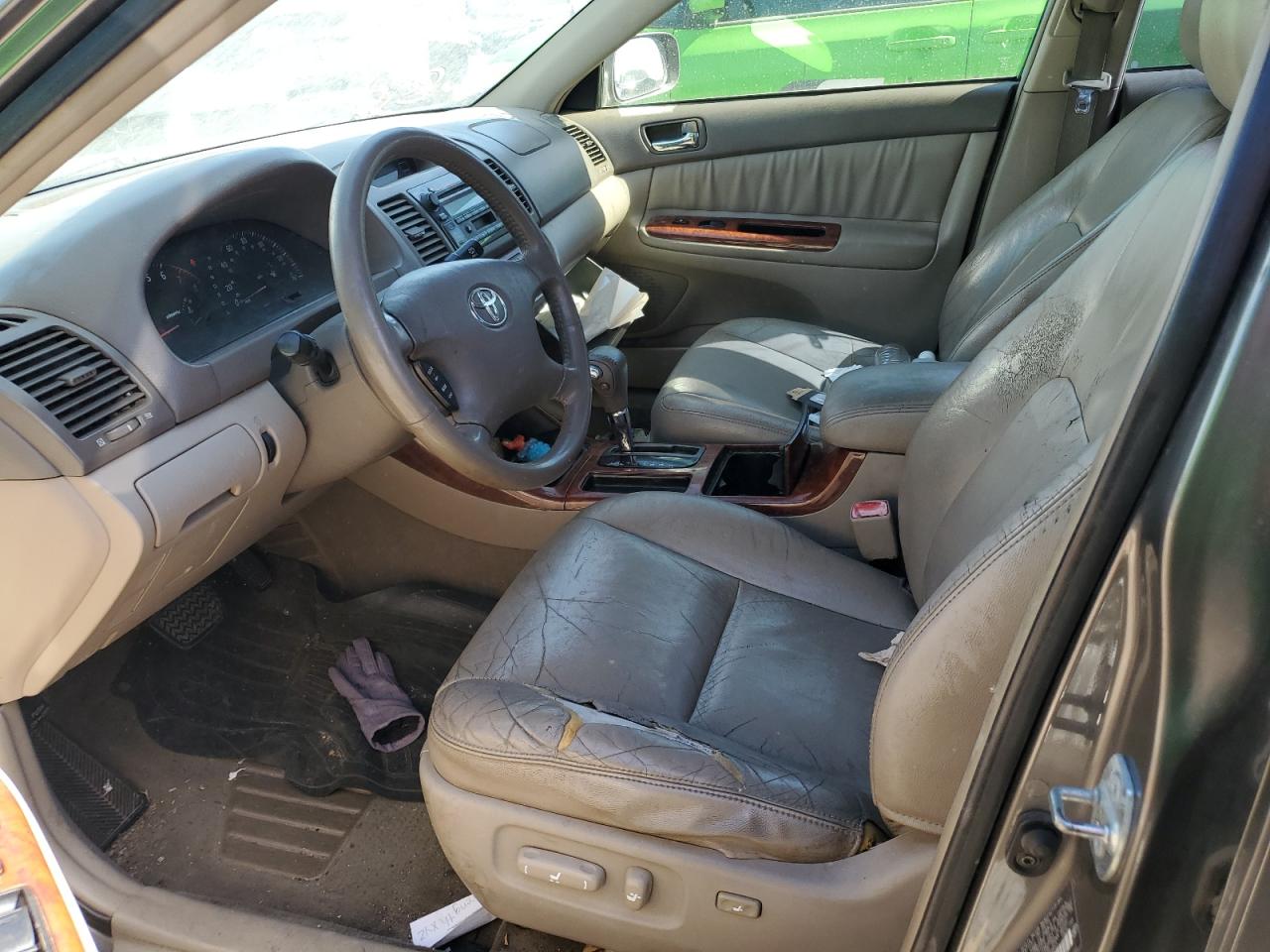 2004 Toyota Camry - Image 7