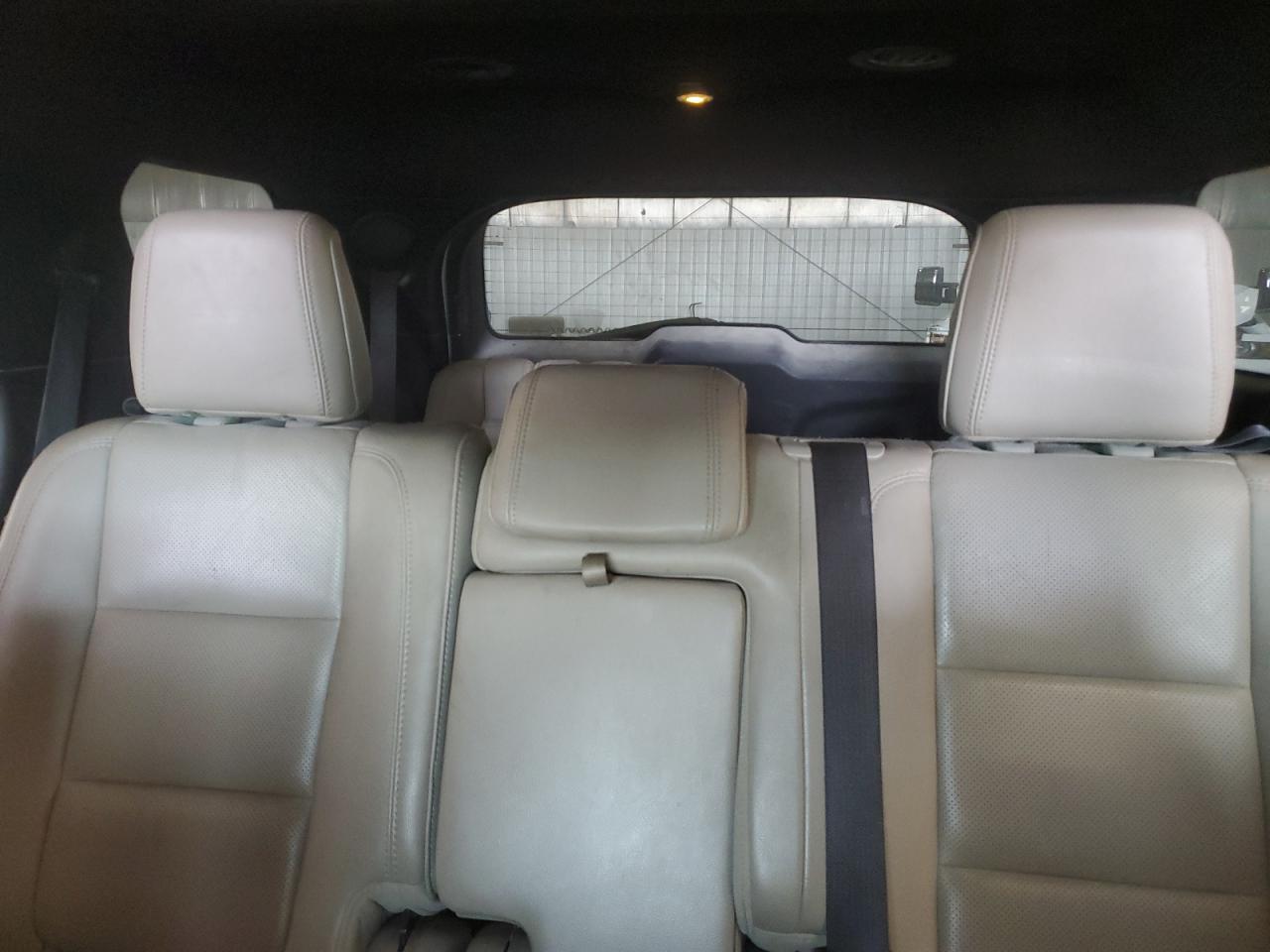 2011 Ford Explorer - Image 10