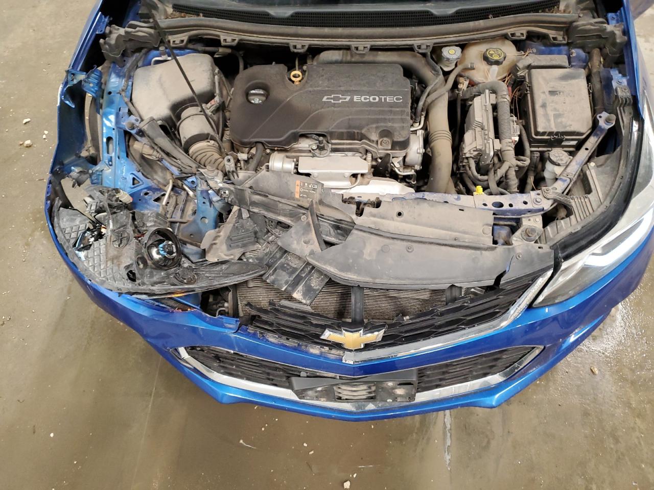 2017 Chevrolet Cruze - Image 11
