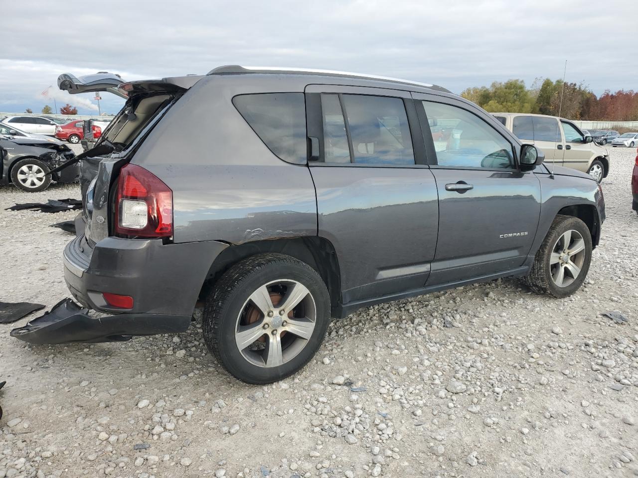 2016 Jeep Compass - Image 3