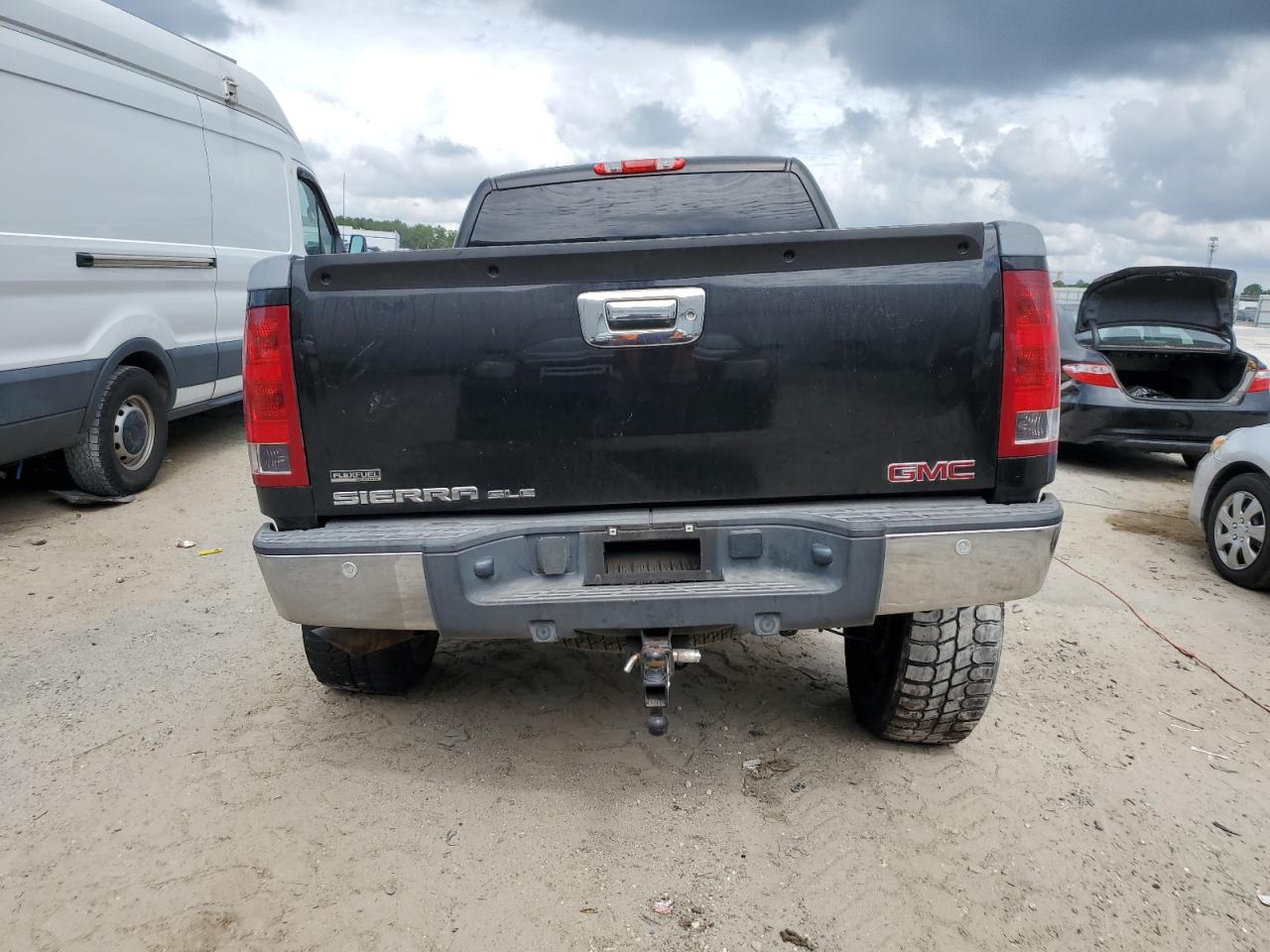 1GTR2VE34BZ214361 2011 GMC Sierra K1500 Sle