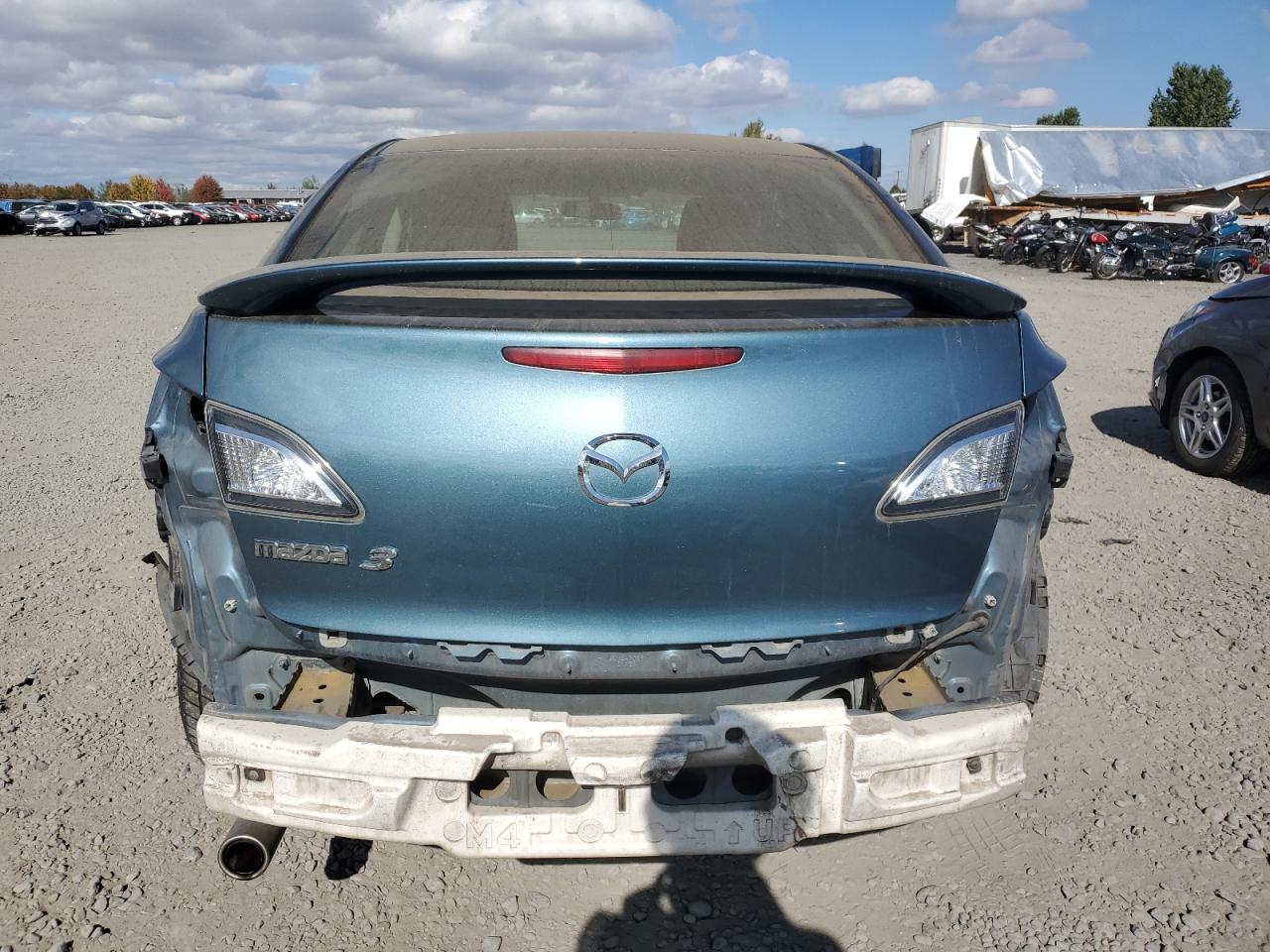 2011 Mazda 3 - Image 6