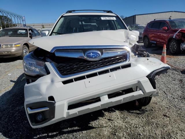  SUBARU FORESTER 2018 Белый