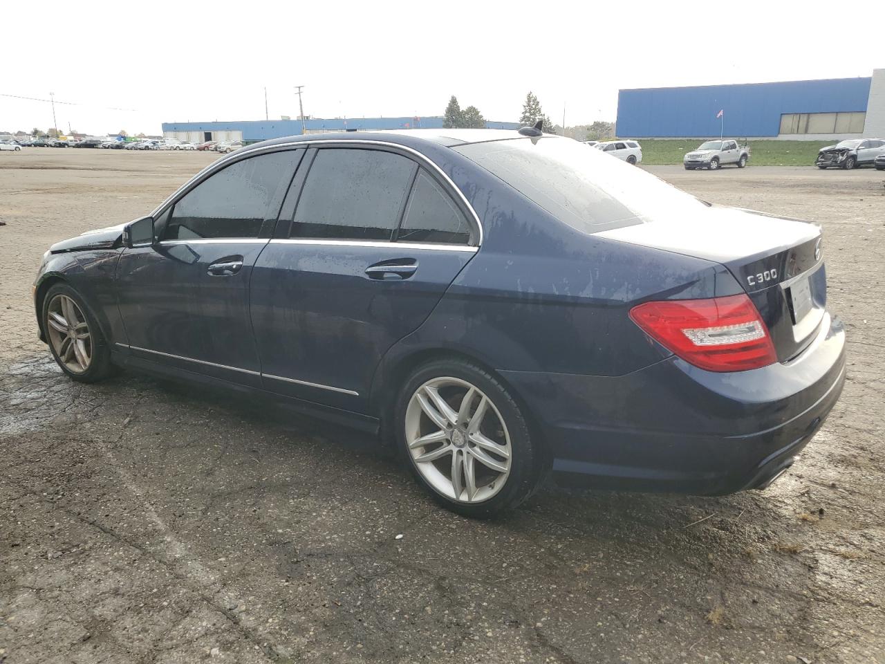 VIN WDDGF8AB1EA938706 2014 MERCEDES-BENZ C-CLASS no.2