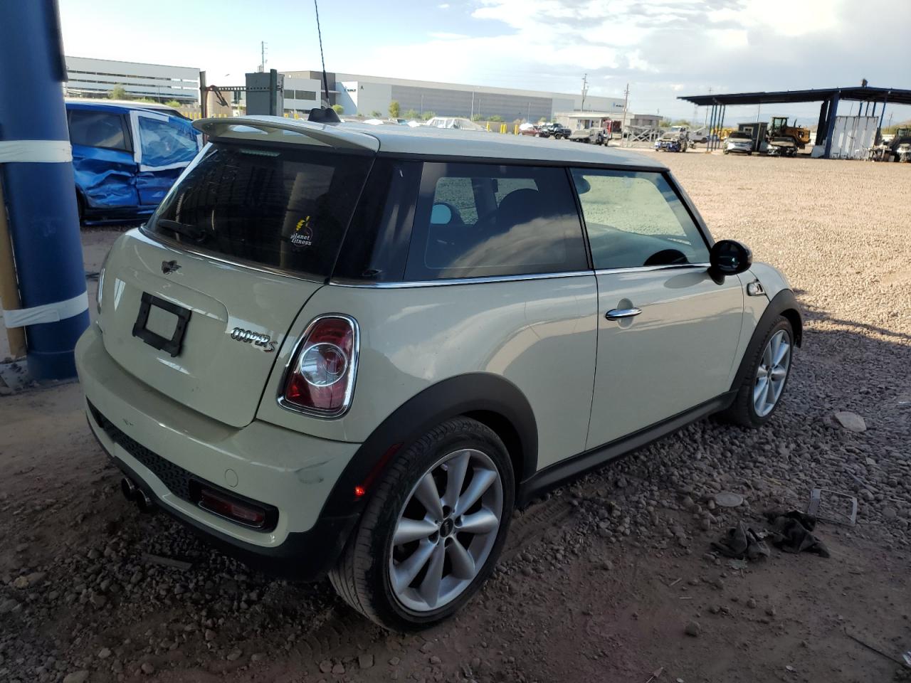 2011 MINI Cooper - Image 3