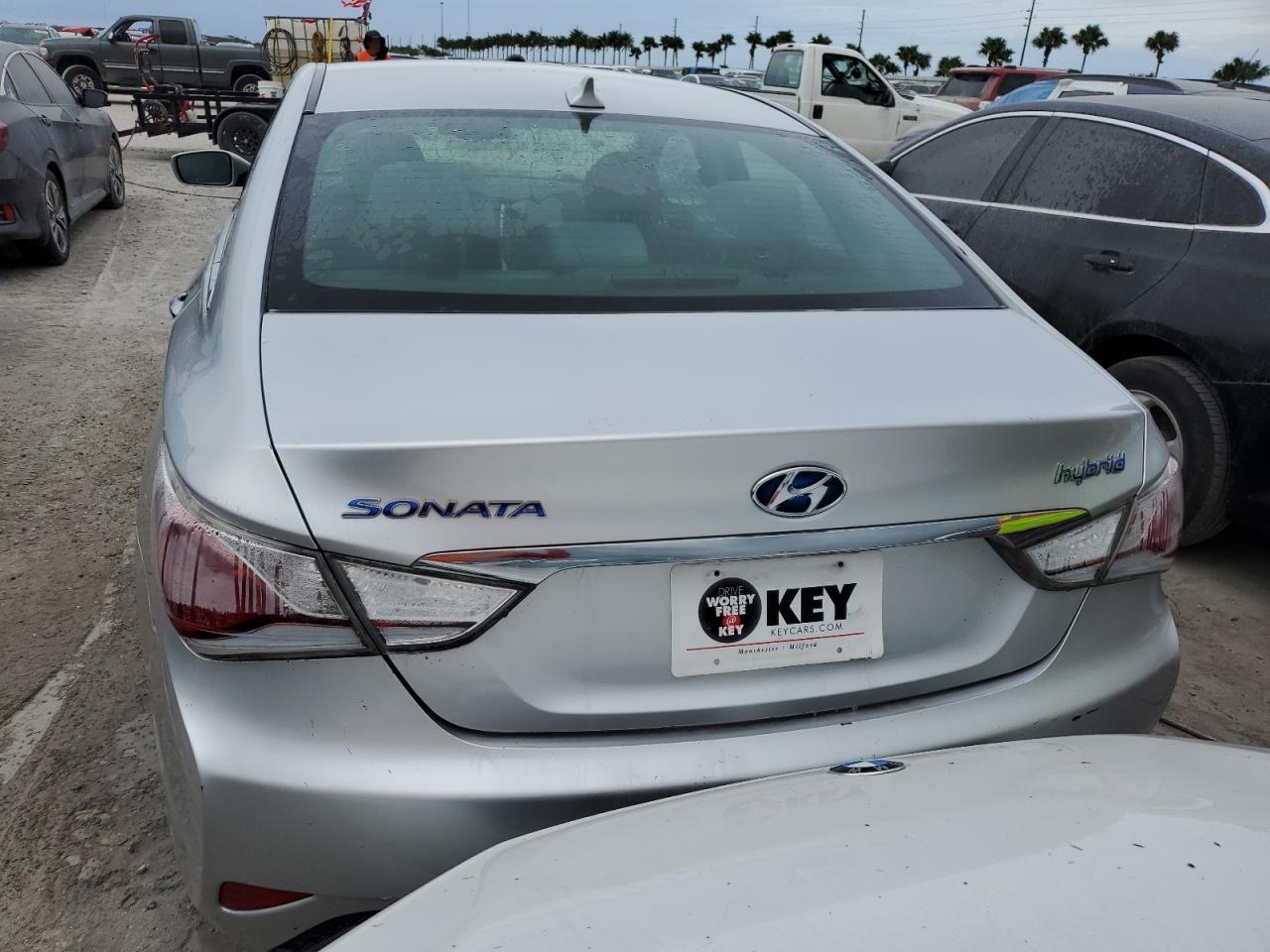 2013 Hyundai Sonata Hybrid VIN: KMHEC4A41DA078112 Lot: 75959684