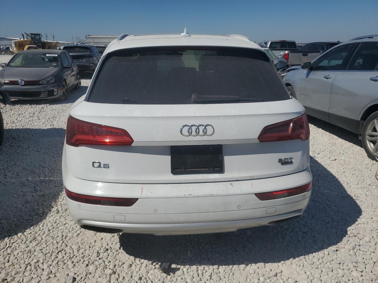 WA1BNAFY9J2023645 2018 Audi Q5 Premium Plus