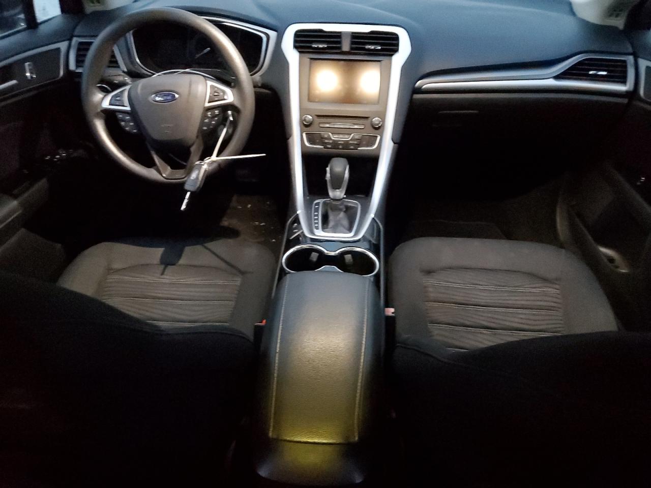 2016 Ford Fusion - Image 8