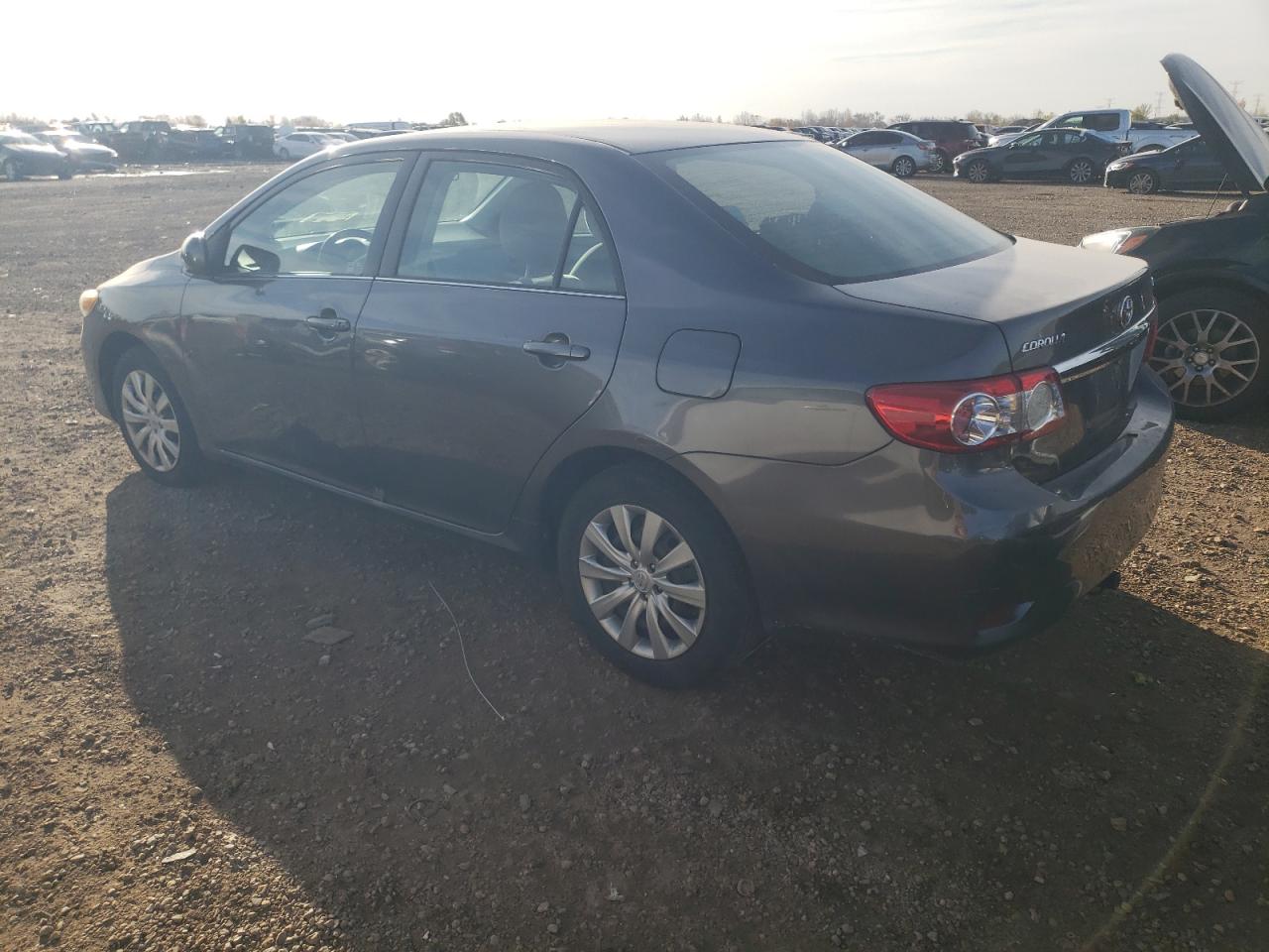 VIN 5YFBU4EE0DP116352 2013 TOYOTA COROLLA no.2