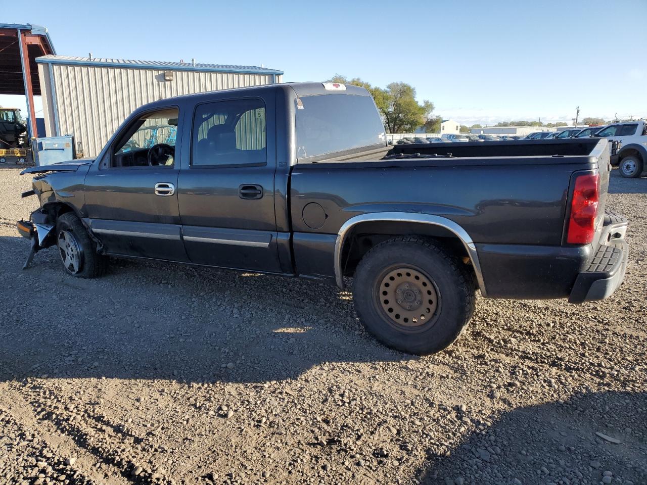 2004 Chevrolet Silverado - Image 2