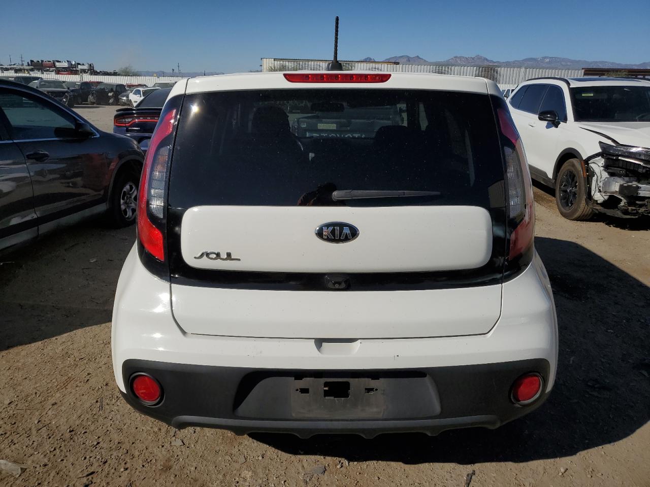 2018 Kia Soul VIN: KNDJN2A22J7535695 Lot: 76081124