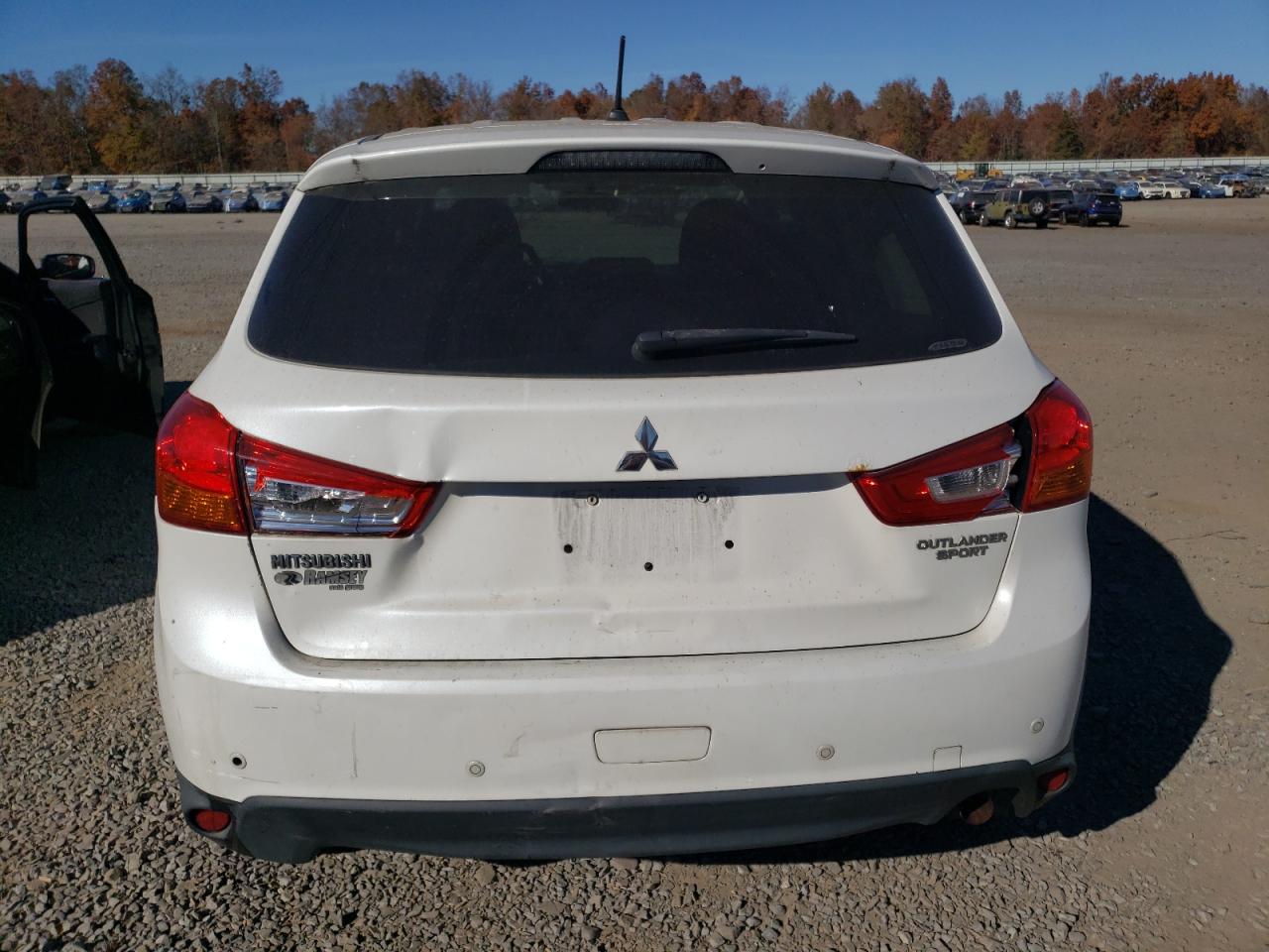 2015 Mitsubishi Outlander Sport Es VIN: 4A4AR3AU3FE001211 Lot: 77795394