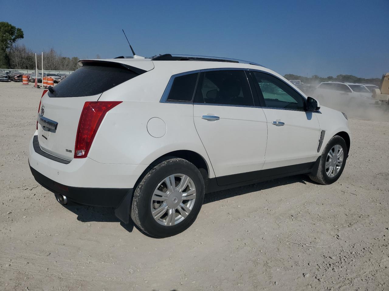 2012 Cadillac SRX - Image 3