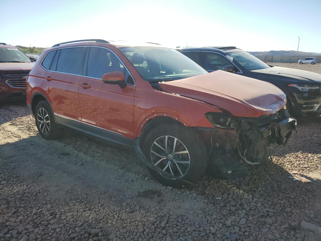 2018 Volkswagen Tiguan - Image 4