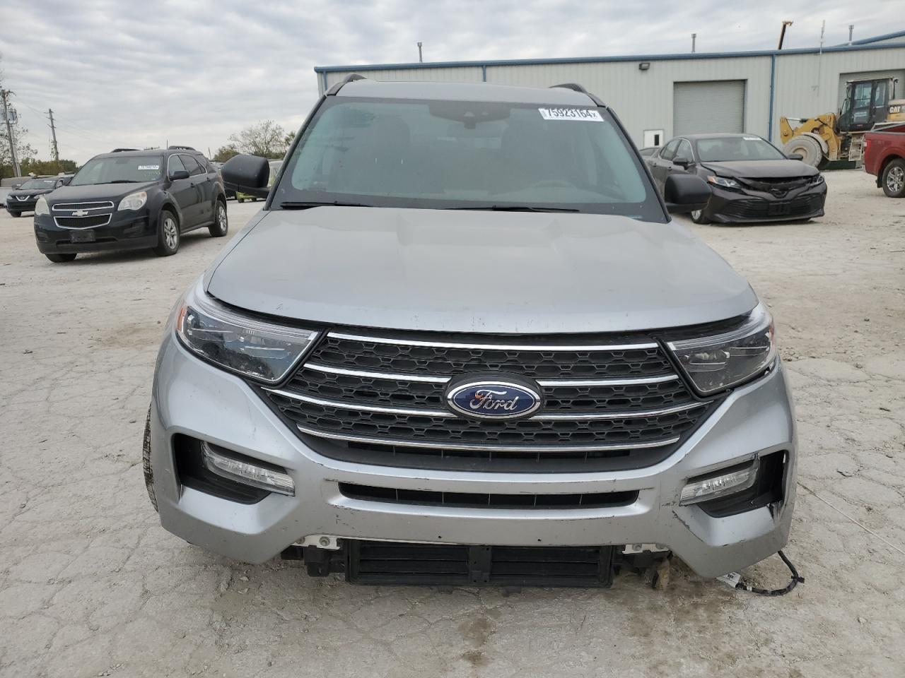 2022 Ford Explorer - Image 5