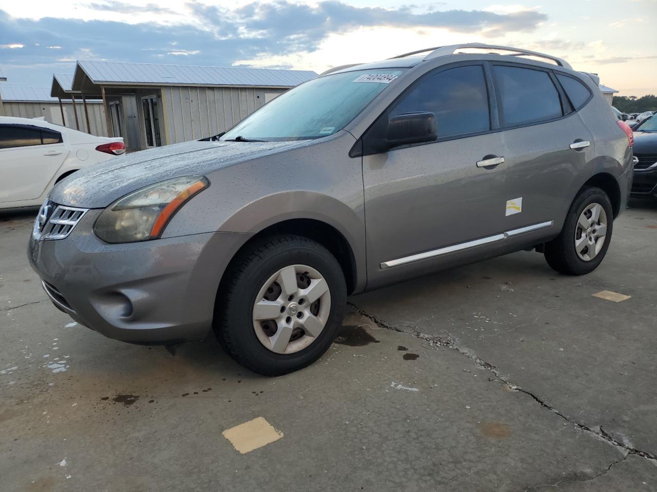 2015 Nissan Rogue - Image 1