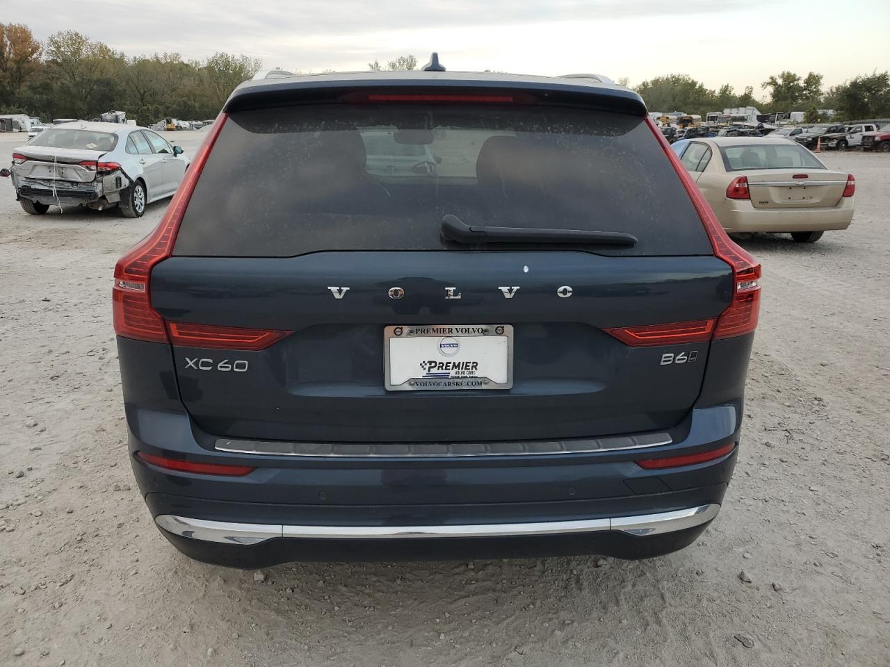 2022 Volvo Xc60 B6 Inscription VIN: YV4062RL4N1946981 Lot: 75648454