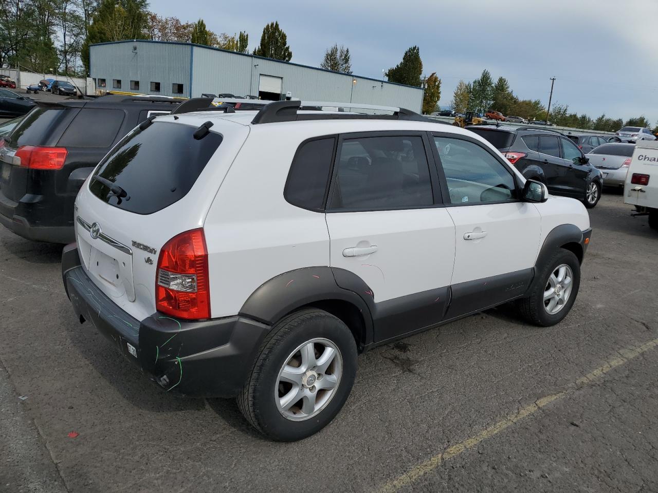 2005 Hyundai Tucson - Image 3