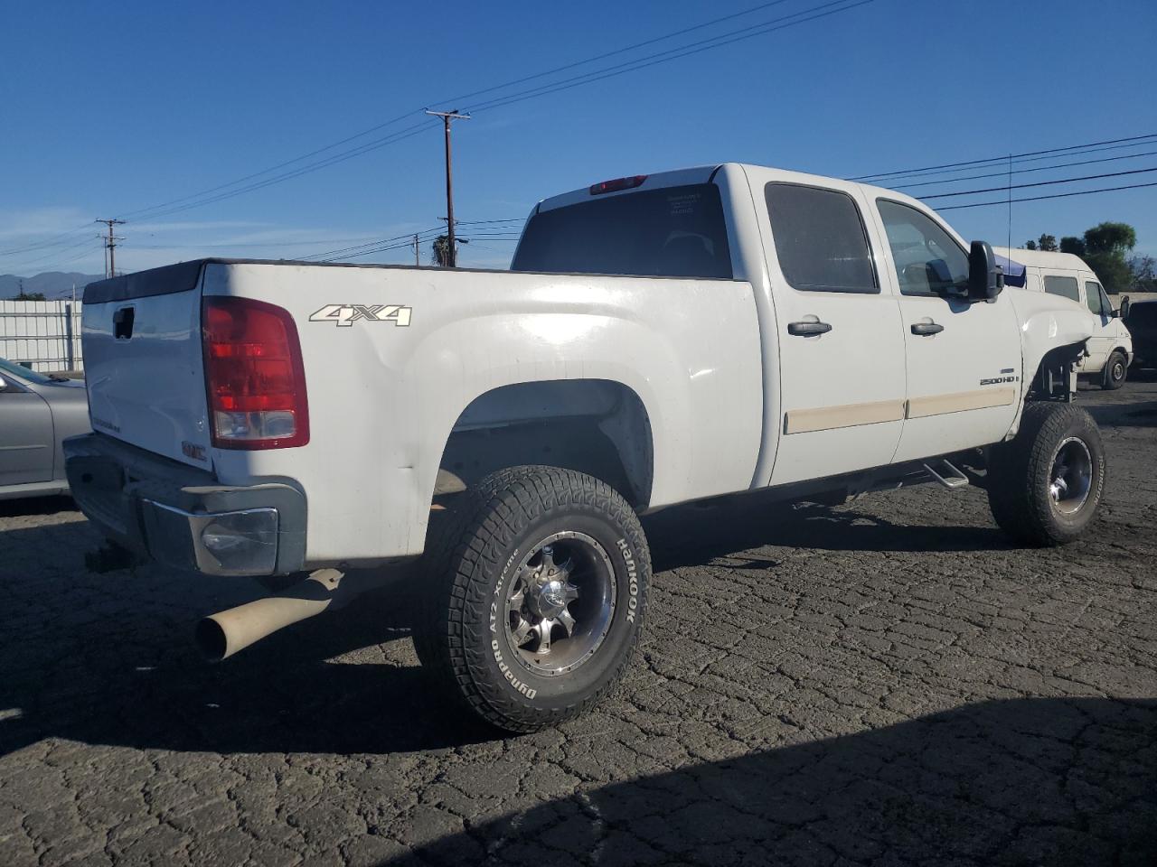 2007 GMC Sierra - Image 3