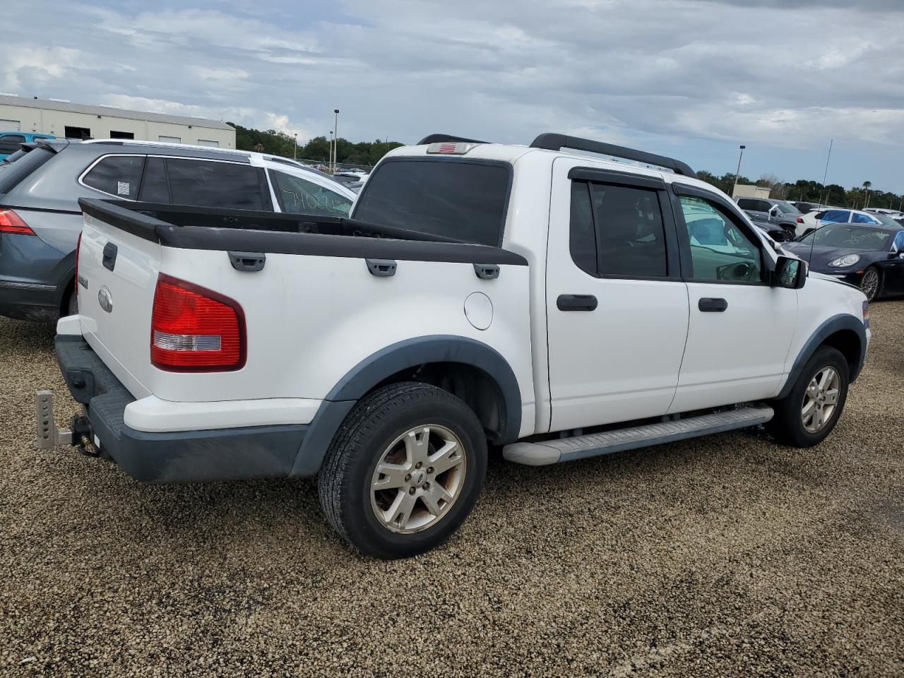 2007 Ford Explorer - Image 3