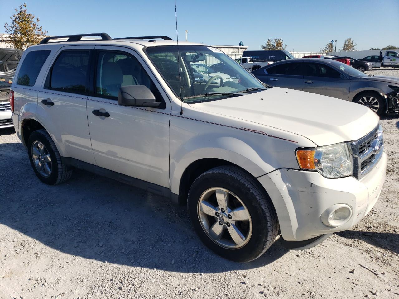 2011 Ford Escape - Image 4