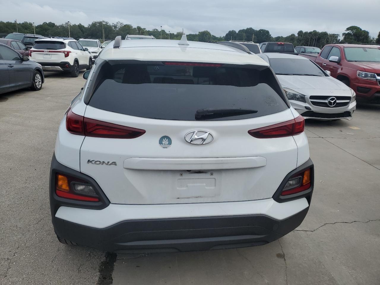 2021 Hyundai Kona Sel Plus VIN: KM8K62AA2MU628565 Lot: 75035194