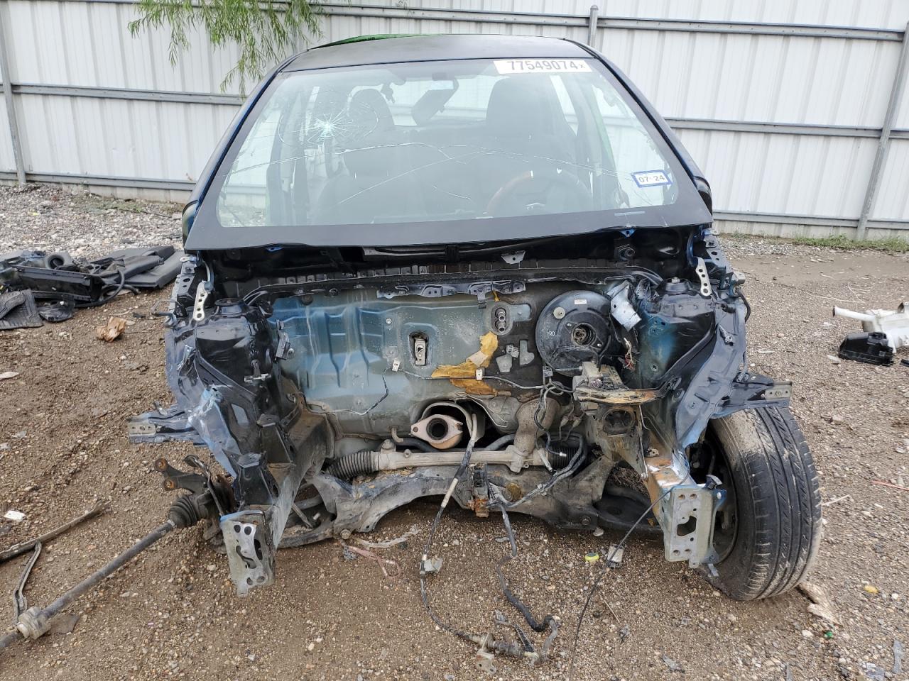 VIN VNKKTUD34FA042323 2015 TOYOTA YARIS no.5