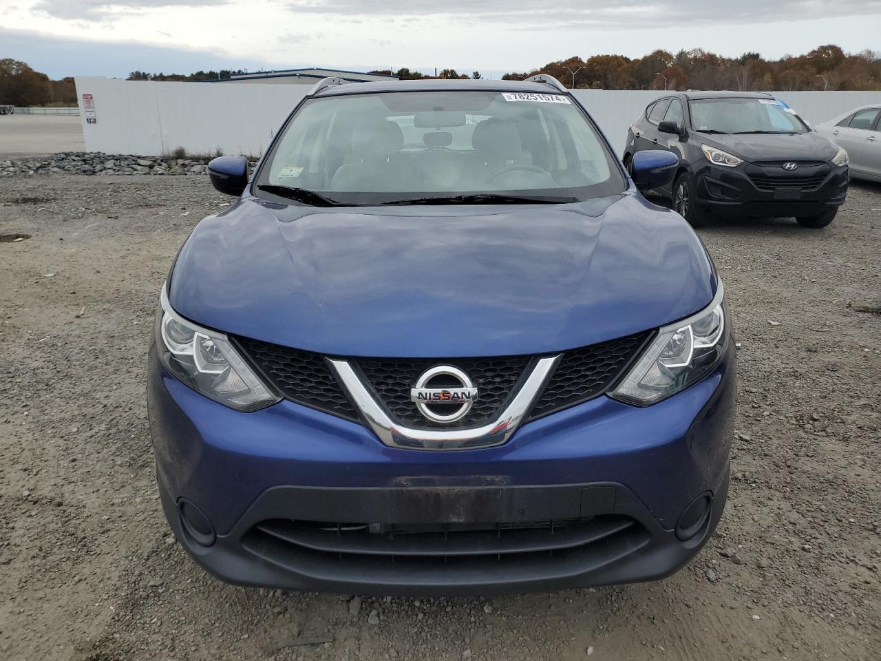 2018 Nissan Rogue - Image 5