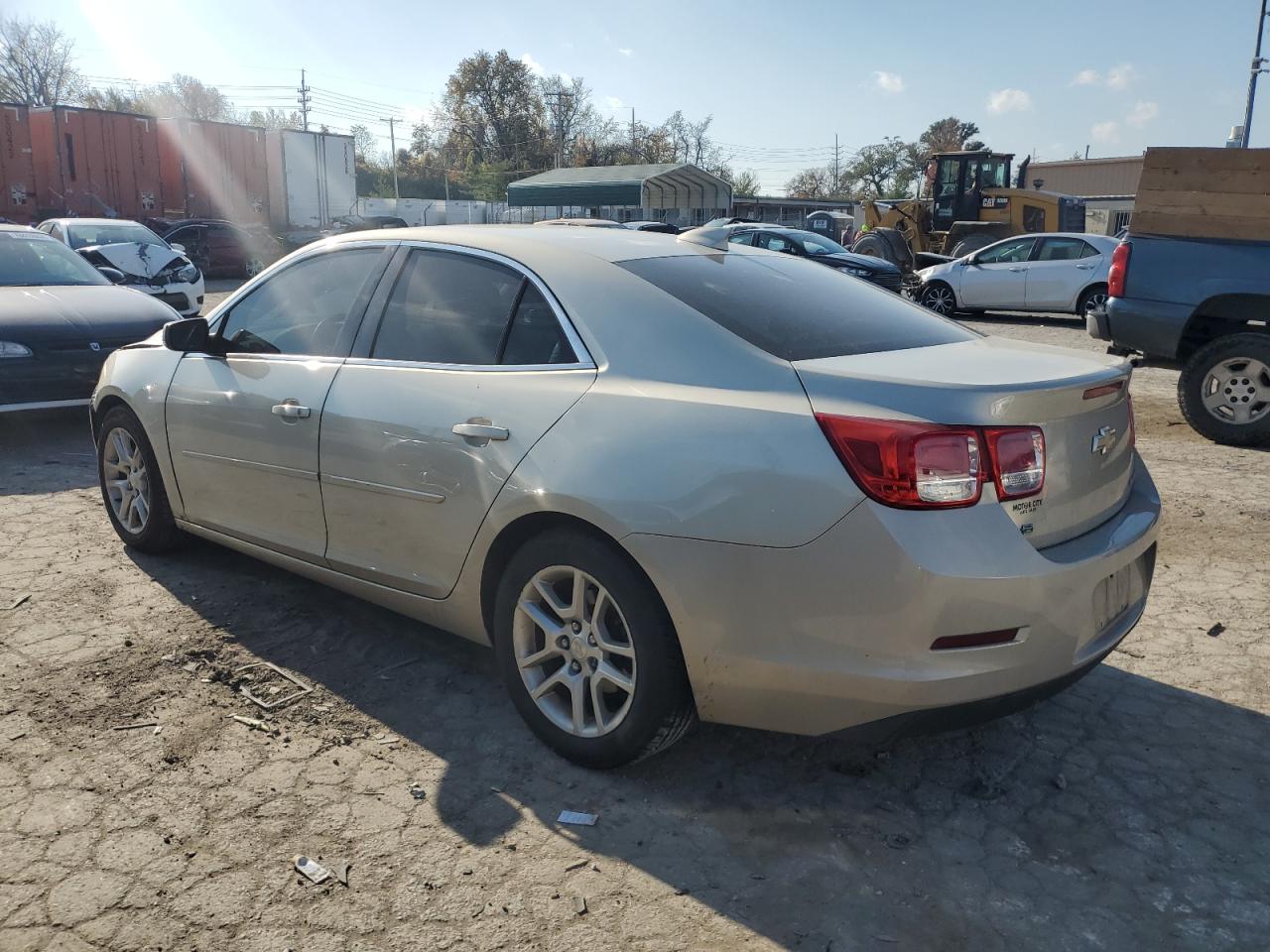 2016 Chevrolet Malibu - Image 2